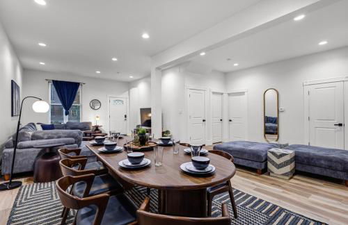 Hartford 5BR Family Home with Games BBQ Grill and Firepit - Foto 27