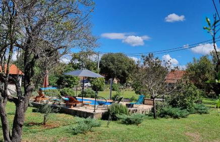 Villa Stone Medal - Photo 31