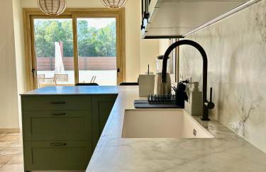 Casa Milivan Modern Family Villa with Private Pool - Photo 18