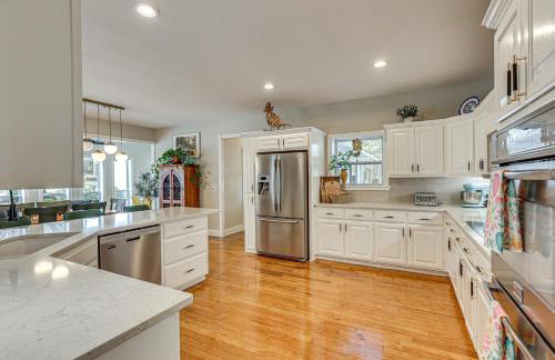 Spacious Getaway By Wolf Pen Gap 15 Acres and Pool! - Foto 10