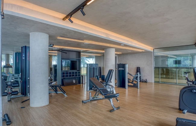 AX Setai Yacht - Photo 6