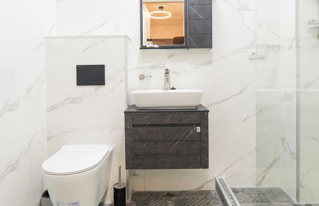 The Vake Nest- Modern 2Bedroom Apartment - Foto 13