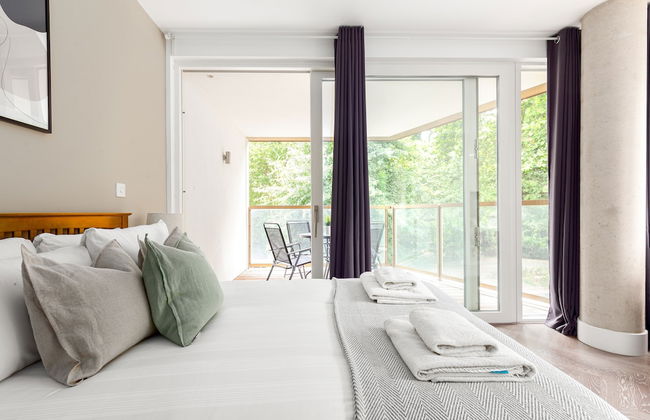 Luminous 2 Bed Balcony Flat in Islington - Foto 48