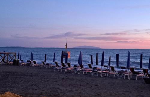 Trilocale con piscina - Foto 61