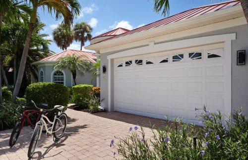 Cape Serenity- Premier Waterfront Villa with Kayaks and Bikes - Photo 35