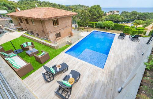 Villa Santa Cristina Primera Línea Playa Piscina Barbacoa Aire Acondicionado - Foto 15