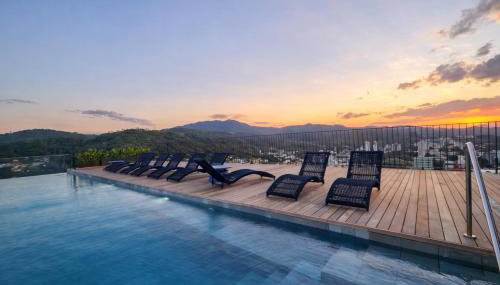 Loft 1812 - 200m Vila Germânica Piscina-Garagem - Foto 1