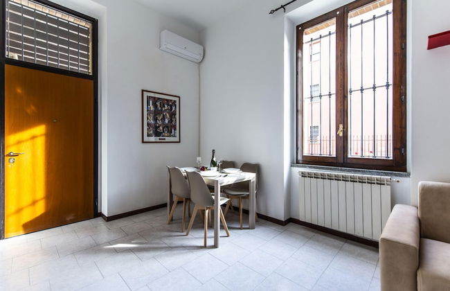 Erba 6 in Baranzate With 1 Bedrooms and 1 Bathrooms - Foto 9