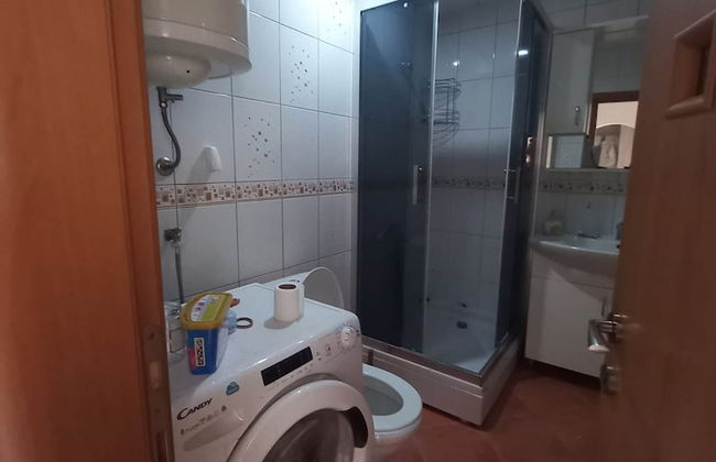 Stunning Color 1-bed Apartment in Skopje - Photo 14