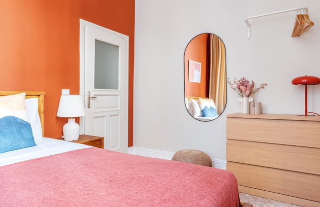 Chic Modern Flat w Balcony 5 min to Taksim - Foto 15