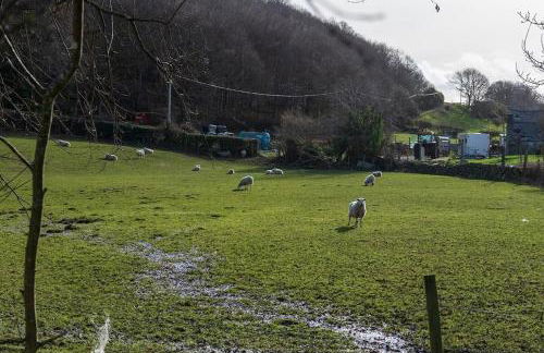PLAS IWRWG GRANARY - Stunning Barn Conversion based in North Wales - Photo 7