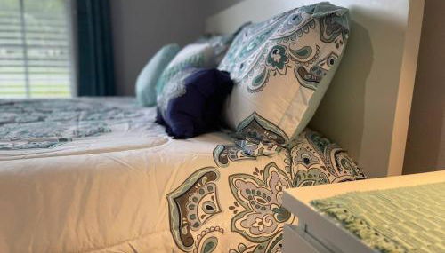 Room 4 - Cozy Queen (Shared Bathroom) - Foto 2, Other