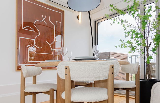 Liiiving - Mezzanine Delight Balcony - Photo 8