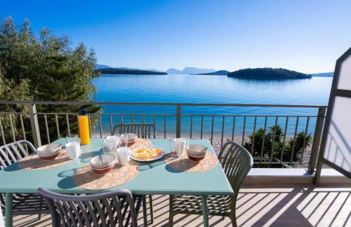 Marmel seaside apartment-BRANDNEW Beachfront apartment in Nydri - Photo 34