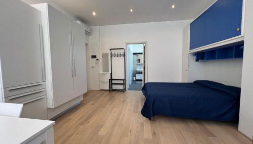 Cozy 1 Apartment - City Center Train Station - Photo 5