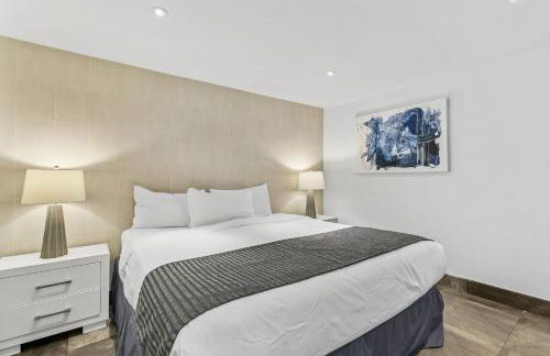 Upscale Modern Villa Private w Terrace in Bahia Mar Beachfront Resort, Heated Pool! - Photo 8