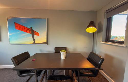 NEWCASTLE Quayside Penthouse with VIEWS 2 Bed Apt - Foto 16