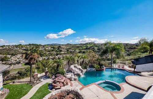 Luxury Hill Villa with Spectacular View - Foto 2