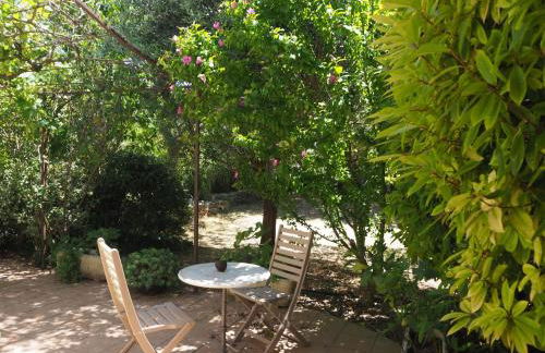 Cozy Vacation House With Pool, Vernegues - Foto 18