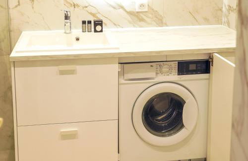 STUDIO Luxe CENTER BAY 4 - Photo 19