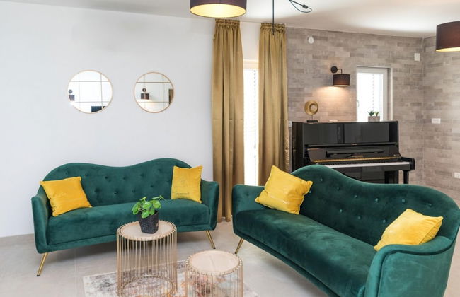 Scenic Elegant Trogir Villa With Pool - Foto 31