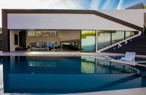 Beverly Hills Luxurious 4BR Villa with Pool and Views - Foto 53
