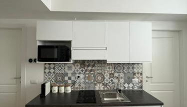 The Small White House In Milan - Foto 3, stove, dishwasher, minibar