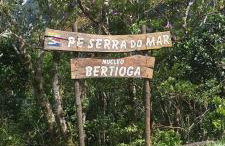 CASA DE PRAIA COM DUAS PISCINAS E GARAGEM - Foto 6