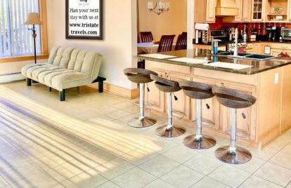 Scenic Views & River Access, Cozy River Home - Foto 19