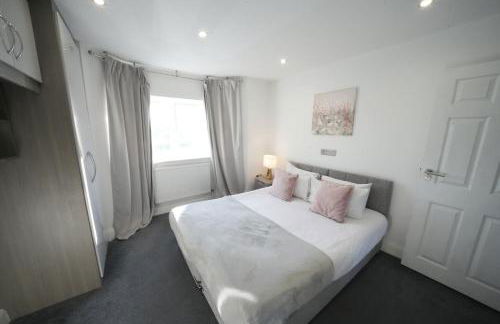 HEATHROW AIRPORT apartments-FREE parking-Free underground to and from Heathrow-30 min central London - Foto 32