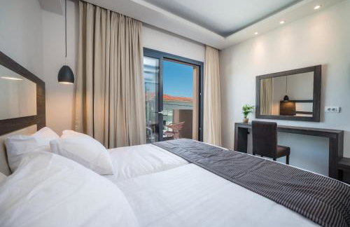 ABATON Luxury Resort - Photo 6