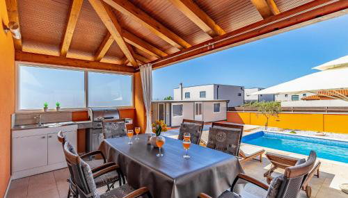 Amazing Home In Pula With Kitchen - Foto 2