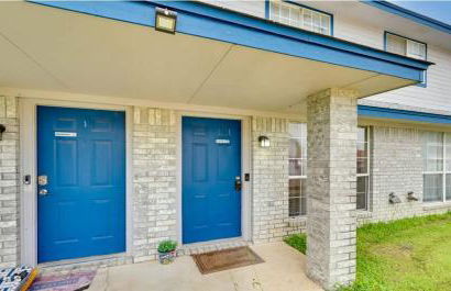 Modern 2BR Stay with Large Parking Pet Friendly - Foto 24