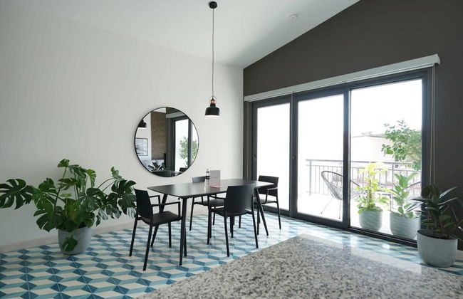 w Modern 1BR in Santa Ana - Photo 7