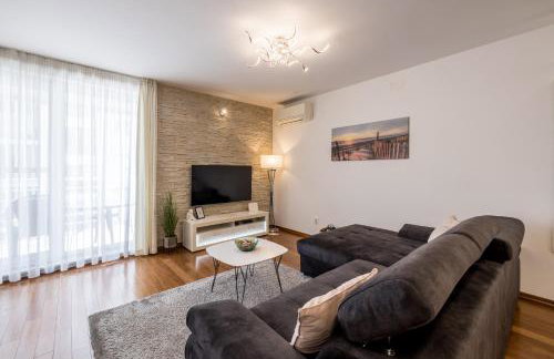 Three Lions Apartment - Photo 23