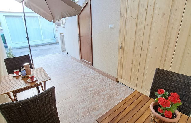 Studio Leo Apartment - Photo 32