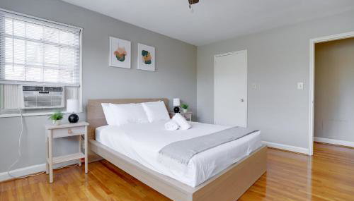 Stylish Corporate Apartment in Alexandria - Foto 2, wardrobe, heating