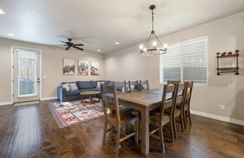 NEW! 5BR Family Retreat with Game Room, AC, Near Downtown Flagstaff & NAU - Foto 7