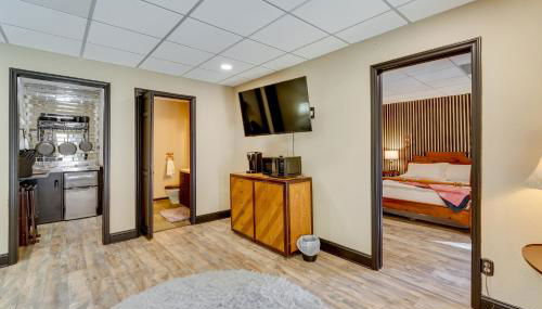 Cozy, Pet-Friendly Retreat in Hickory with Fire Pit! - Foto 4