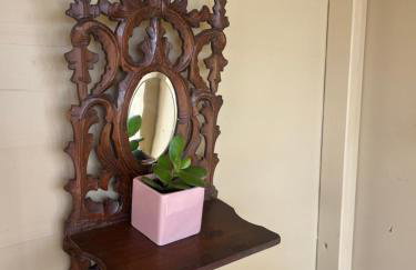 The Pink Cottage upstairs suite & Garden Summer Room - Foto 66