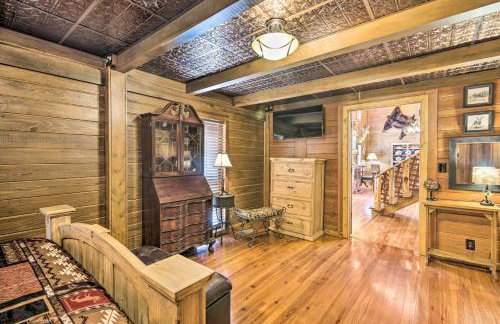 Countryside Cabin Retreat with Outdoor Kitchen! - Foto 13