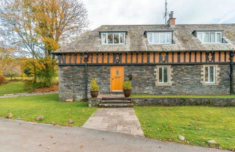 Deer Corner - Photo 1