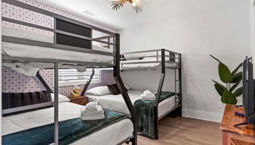 Waterfront Treehouse on the Cape Fear with Dock - Foto 3