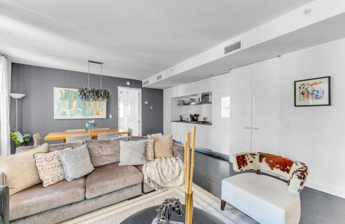 Elegant Midtown Retreat, City Views, Steps to Times Square - Foto 20