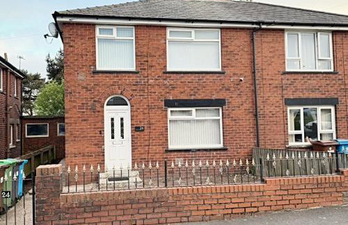 The Serene Stays - 3 Bed Home in Oldham Manchester - Foto 2