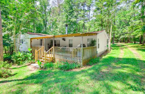 Pet-Friendly Sparta Retreat Porches and Fire Pit! - Foto 34