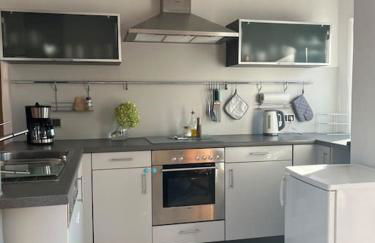 Schicke helle Galeriewohnung - Foto 3