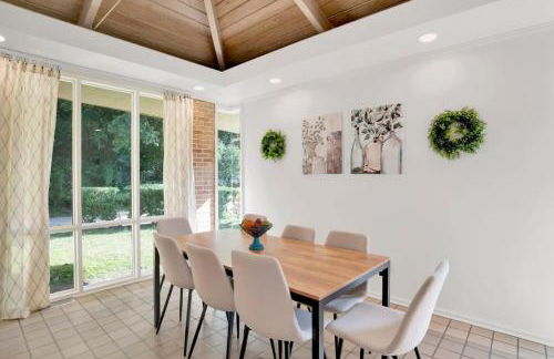 Midcentury Modern - Pool & Hot tub - Retro Retreat - Foto 29