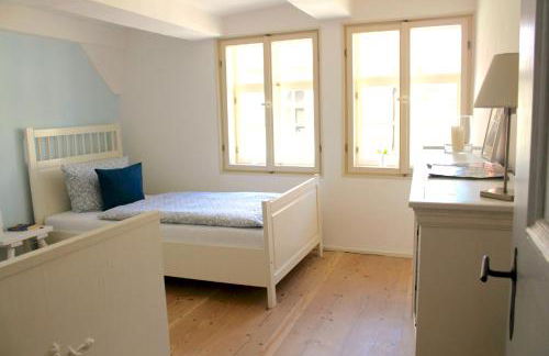 himmlischer Hof - Juwel von 1477 mit P, romantischer Innenhof, Kamin, Öko, Denkmal - Foto 17