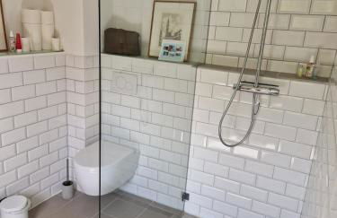 Naturnahes Wohnen in einem alten Haus mit Garten - Foto 19